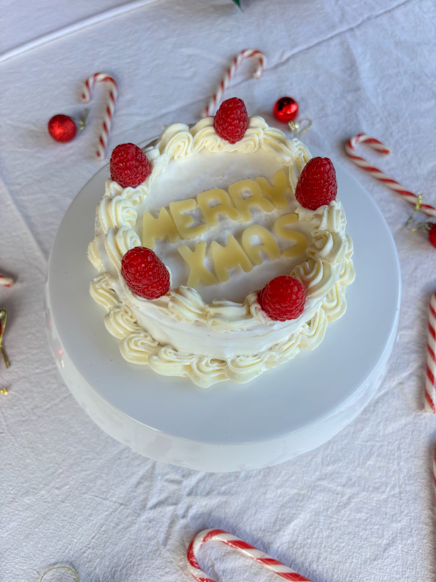 The Christmas Brie Cake